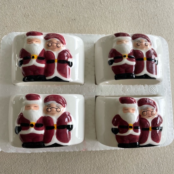 SET OF 8 Publix Season’s Greeters Santa and Mrs Claus napkin rings-NEW IN BOX! - Picture 4 of 8